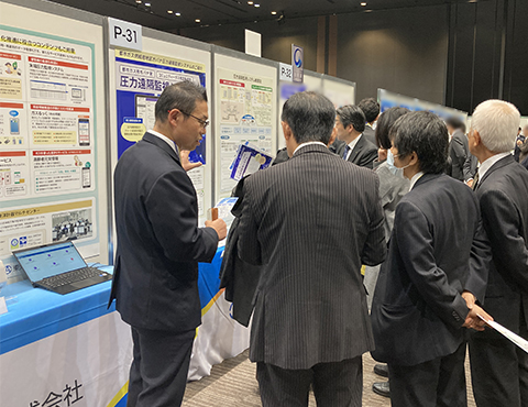 展示ブース応対1